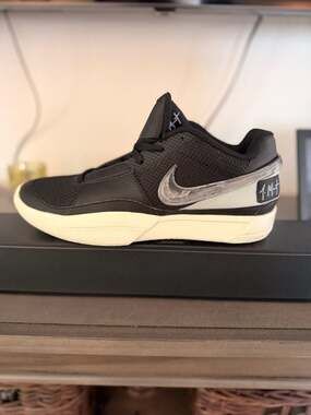 New in box! Size 10M Nike Ja 1 'Ain't Ducking No Smoke' Basketball Shoes